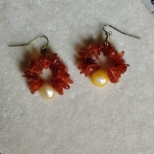 🎃Hand Crafted Amber and Pearl Earrings🎃